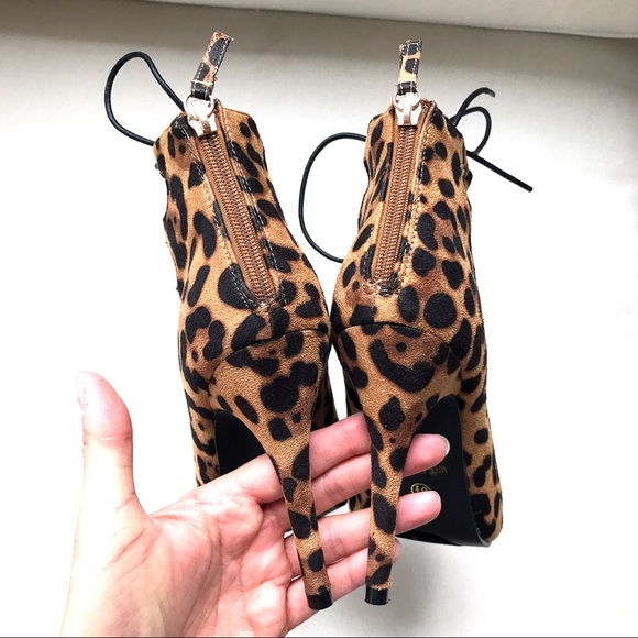 Leopard Gladiator Heels! - Picture 3 of 5